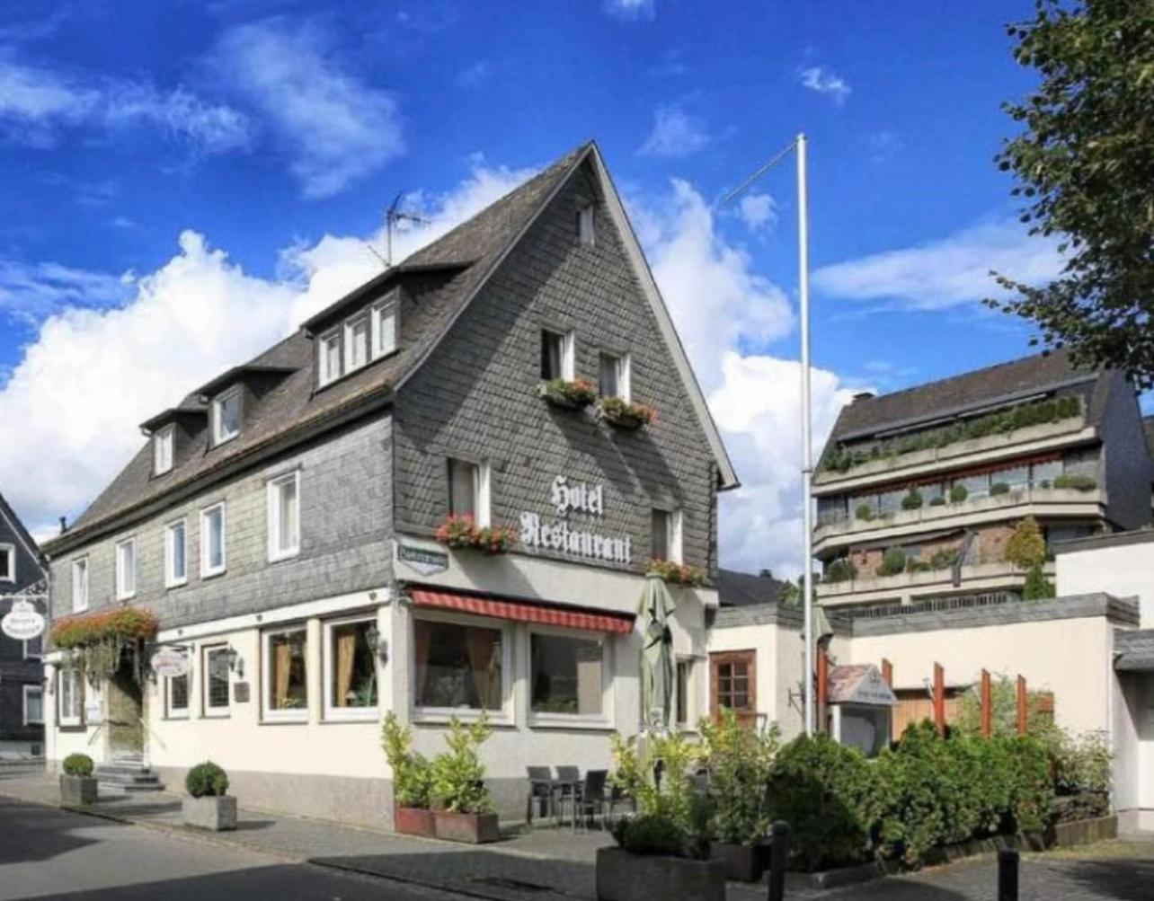 Hetzel'S Hotelchen Olpe bei Meschede Exterior foto